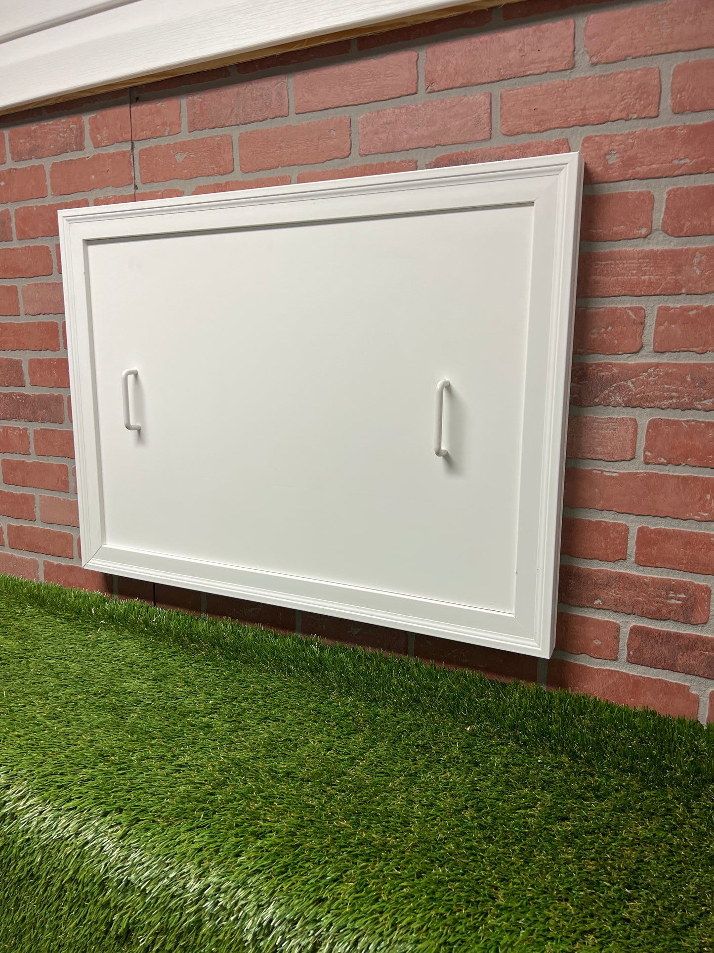 Cathmer Crawlspace Door, Overlay Install 20"x32"